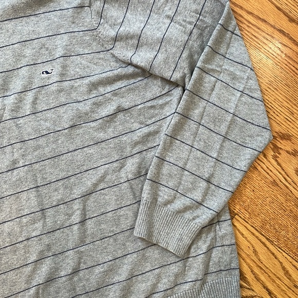 Men’s Vineyard Vines Quarter Zip Sweater. Size XL. Like New Condition. - Picture 4 of 11
